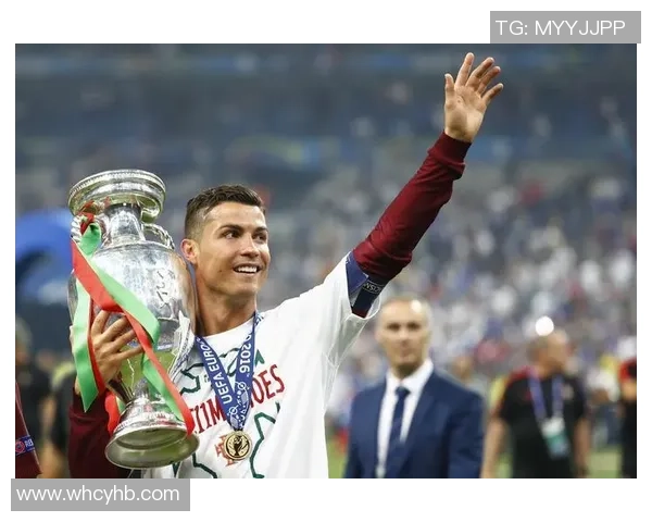 足球球星生日揭秘:从梅西到C罗,他们的特别日子与背后的故事 足球球星生日揭秘:从梅西到C罗,他们的特别日子与背后的故事